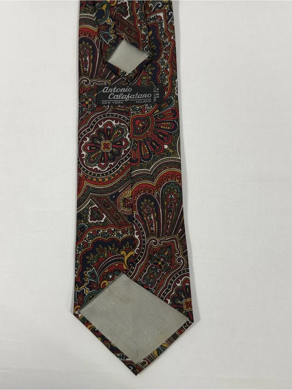 Vintage Antonio Calafatano Burgundy Silk Paisley Medallion Necktie‎